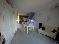 photo de l'annonce I-2428738 Appartement