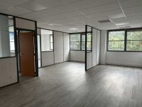 Bureau, local commercial 182m²