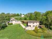 - Autre - 390m²