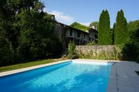 - Autre - 215m²