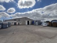 Bureau, local commercial 900m²