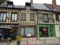 Bureau, local commercial 134m²