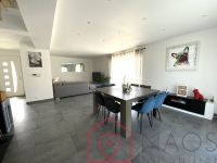 photo de l'annonce I-3531795 Maison / Villa