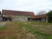 Grange, corps de ferme 558m²