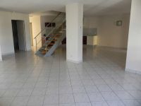 photo de l'annonce I-2360219 Appartement