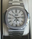 Patek Philippe - PATEK PHILIPPE NAUTILUS 5726/1A-010
