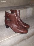 Paire de bottine de femme