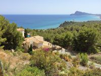 Terrain 840m²