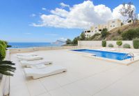 - Autre - 230m²