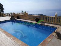 Villa 618m²