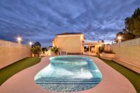 photo de l'annonce I-2400985 Maison / Villa