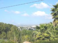 Terrain 860m²
